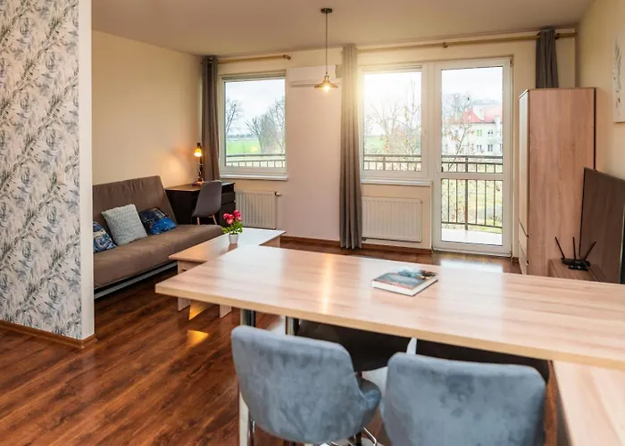 Caly Apartment Legnickie Pole